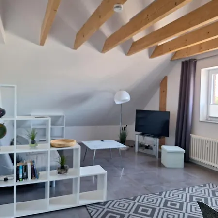 Moderne In * クレーフェルト